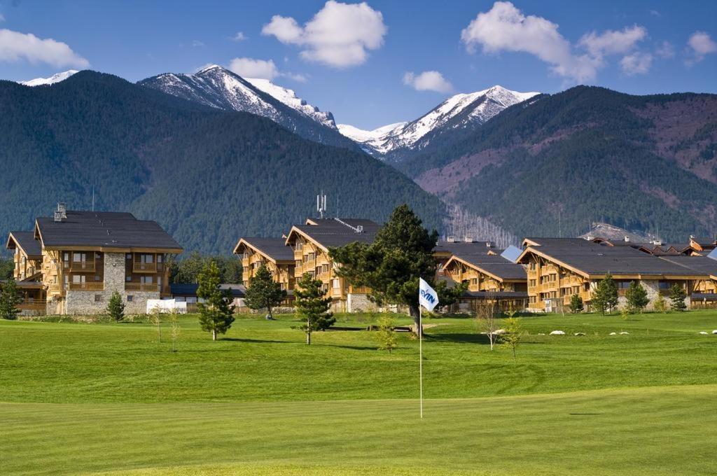 Pirin Golf Hotel Private Studios - Sani, Bansko 라즐로그 외부 사진