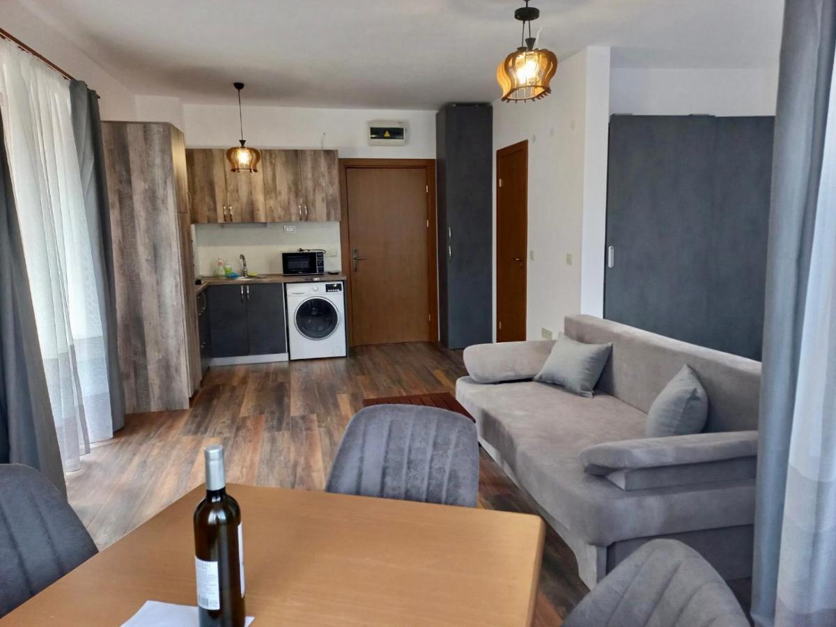 Pirin Golf Hotel Private Studios - Sani, Bansko 라즐로그 외부 사진