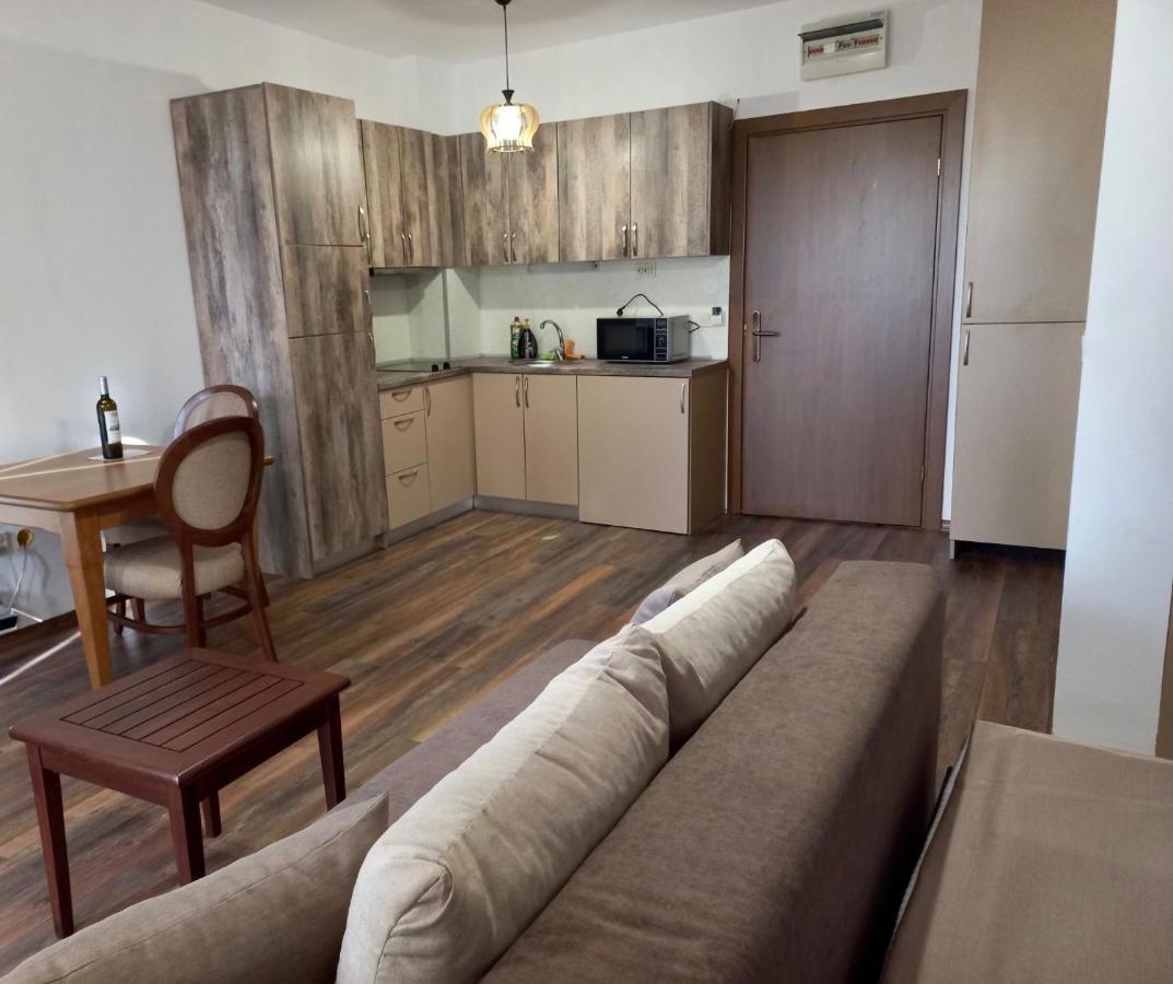 Pirin Golf Hotel Private Studios - Sani, Bansko 라즐로그 외부 사진