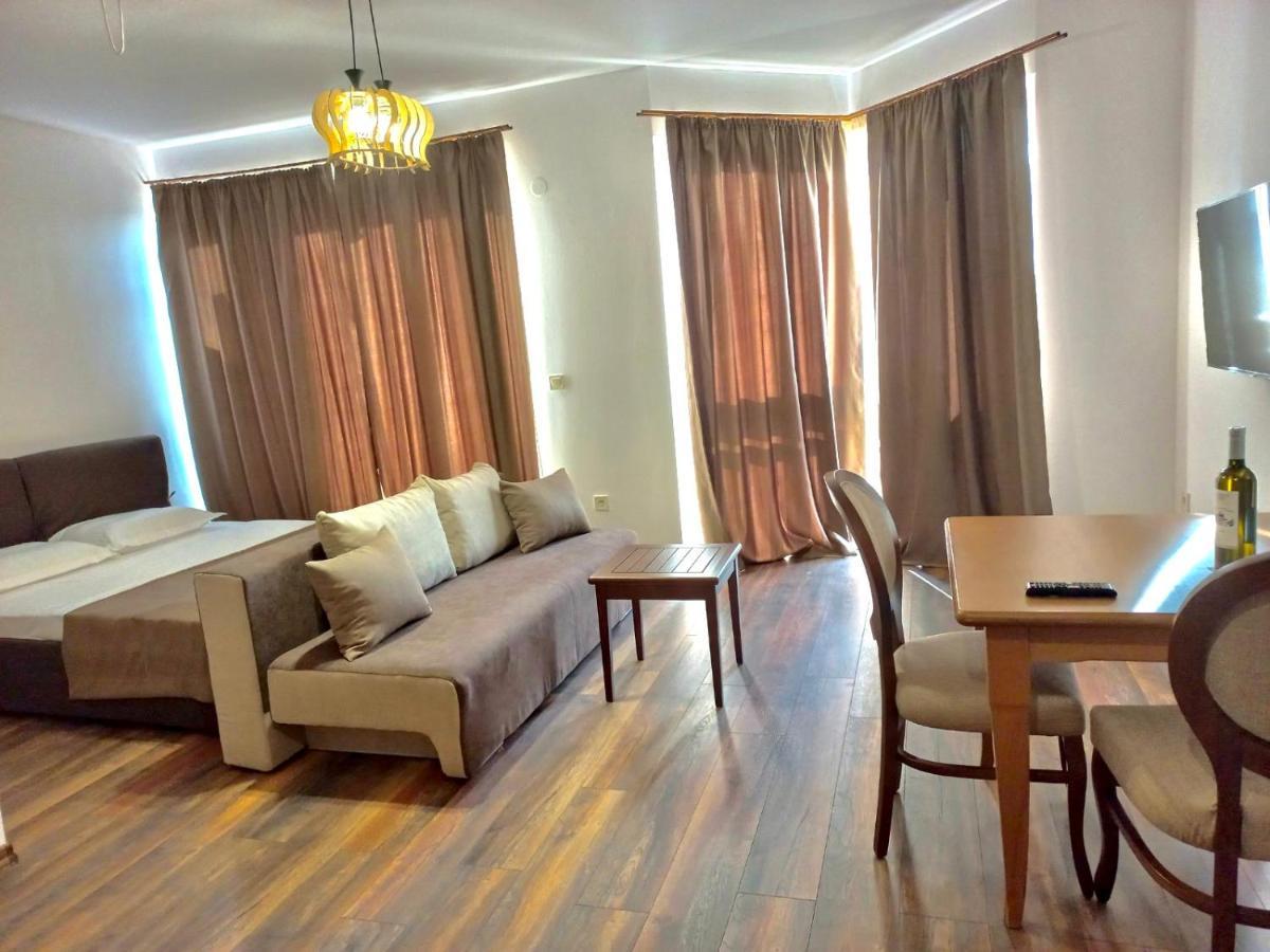 Pirin Golf Hotel Private Studios - Sani, Bansko 라즐로그 외부 사진
