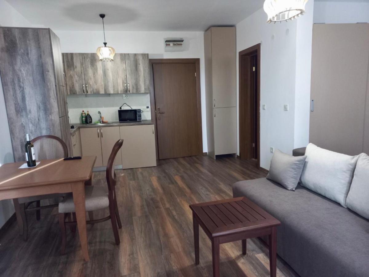 Pirin Golf Hotel Private Studios - Sani, Bansko 라즐로그 외부 사진
