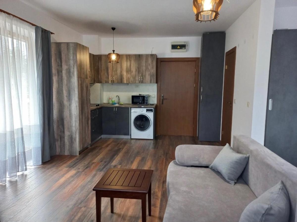 Pirin Golf Hotel Private Studios - Sani, Bansko 라즐로그 외부 사진